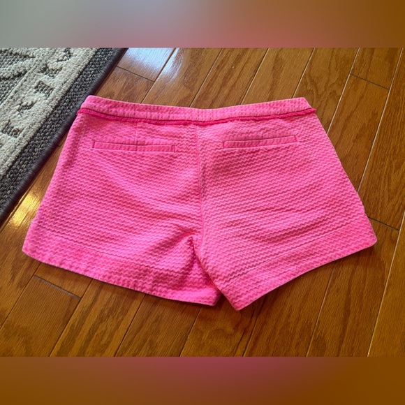 • 5 for 20• Lily Pulitzer Pink Ribbed Low Rise Shorts Women’s Size 2 - Picture 2 of 4